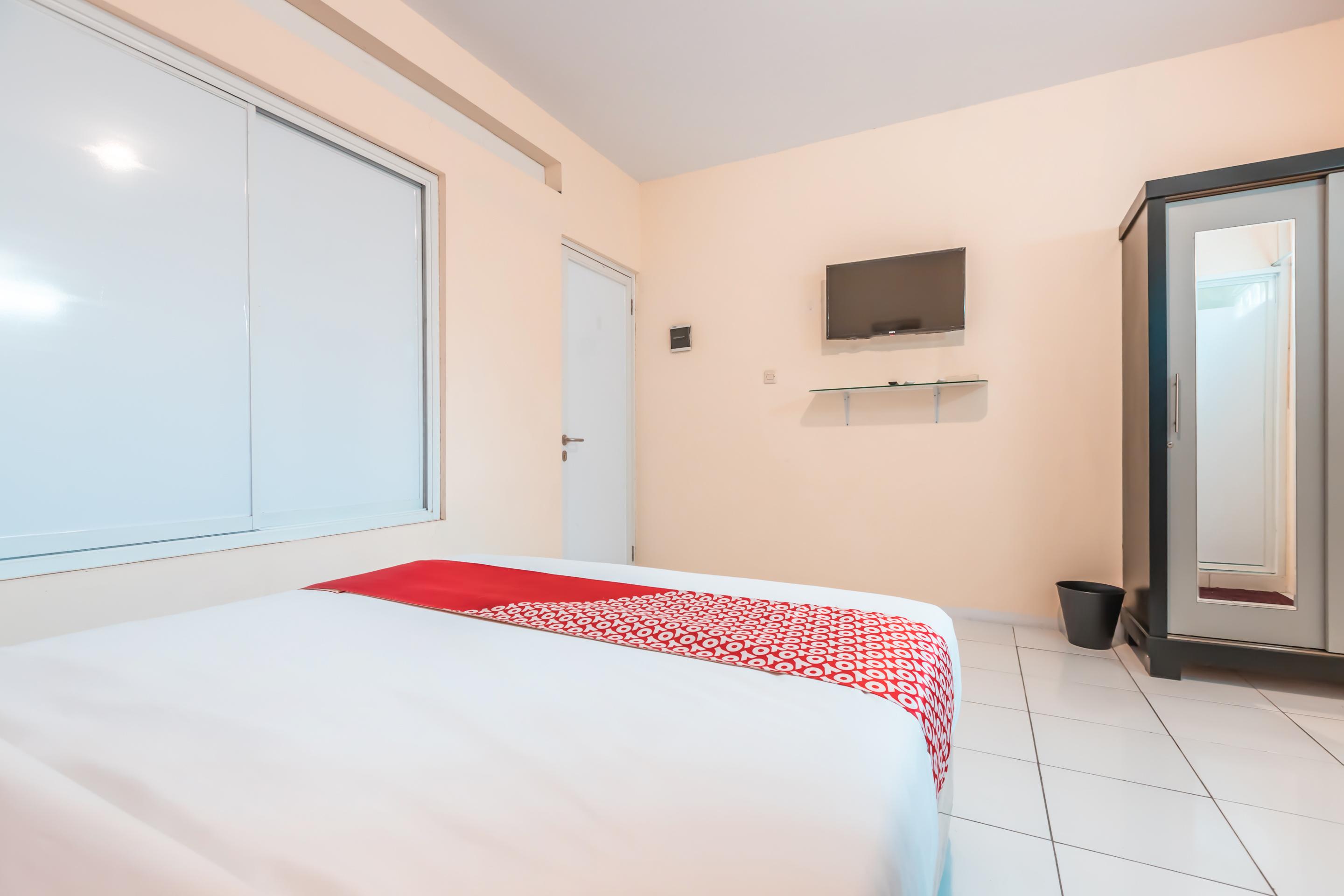 J&B Rooms Pramuka Jakarta Mitra Reddoorz מראה חיצוני תמונה
